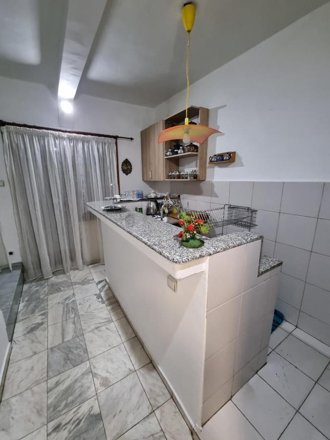 Tsar Simeon, 2 Bedroom, Living Room And Fireplace Sofia Exterior photo